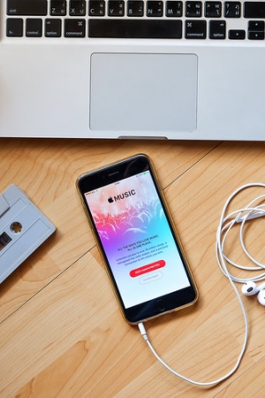 Tim Cook chwali się liczbą użytkowników Apple Music. Ma powody do zadowolenia