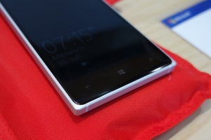 Lumia 850 pojawiła się na pierwszych zdjęciach. Mam co do niej mieszane odczucia