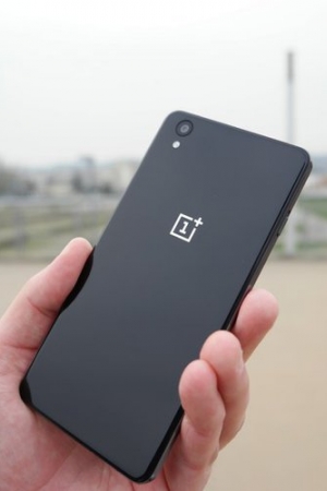 OnePlus 2 i OnePlus X dostępne bez zaproszeń. W przypadku tego drugiego jest jednak mały haczyk