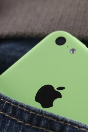 #KrzyweZwierciadło: Apple ma problem z produkcją 4-calowego iPhone'a 6c; 