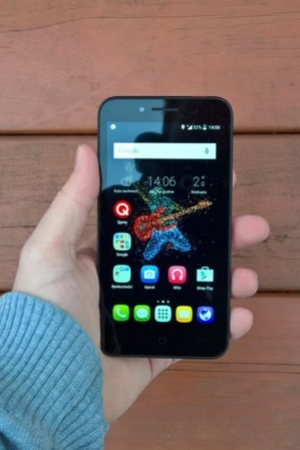 Alcatel OneTouch Go Play - test i recenzja wzmacnianego smartfona