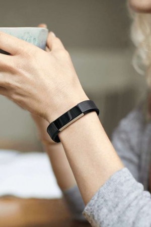 Fitbit Alta byłby niezłą opaską fitness, gdyby nie jeden niewybaczalny brak