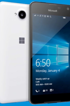 Lumia 650 oficjalnie. Sam telefon może i niezły, ale nie kupuję marketingowej historii, która za nim stoi