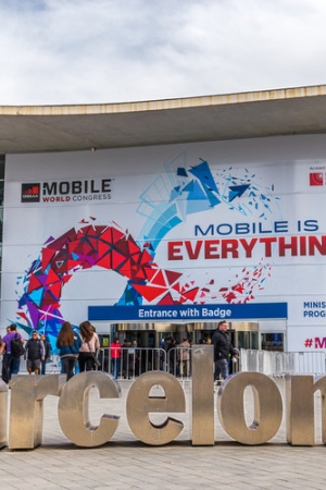 Który z flagowców pokazanych na MWC 2016 podobał ci się najbardziej? [Ankieta]