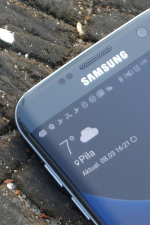 Galaxy S7 ostatnim flagowcem Samsunga z płaskim ekranem?