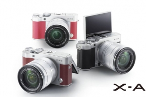 Fujifilm X-A3 – bezlusterkowiec z matrycą 24,2 Mpix i dotykowym ekranem do zdjęć selfie