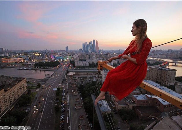 Angela Nikolau prowadzi najbardziej niebezpieczne konto na Instagramie