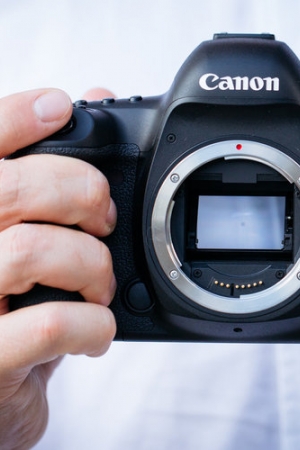 Canon EOS 5D Mark IV ma najlepszą matrycę Canona według DxO