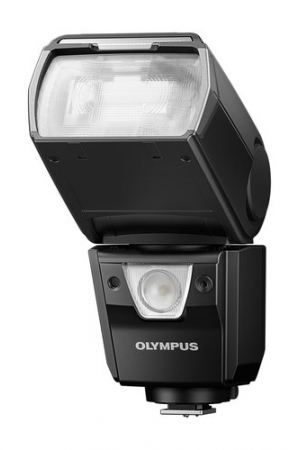 Olympus FL-900R - szybka lampa błyskowa z diodą LED do filmowania