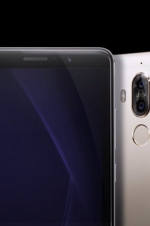 Huawei szykuje lepszą wersję Mate'a 9 i smartfona z... czterostronnie zagiętym ekranem?